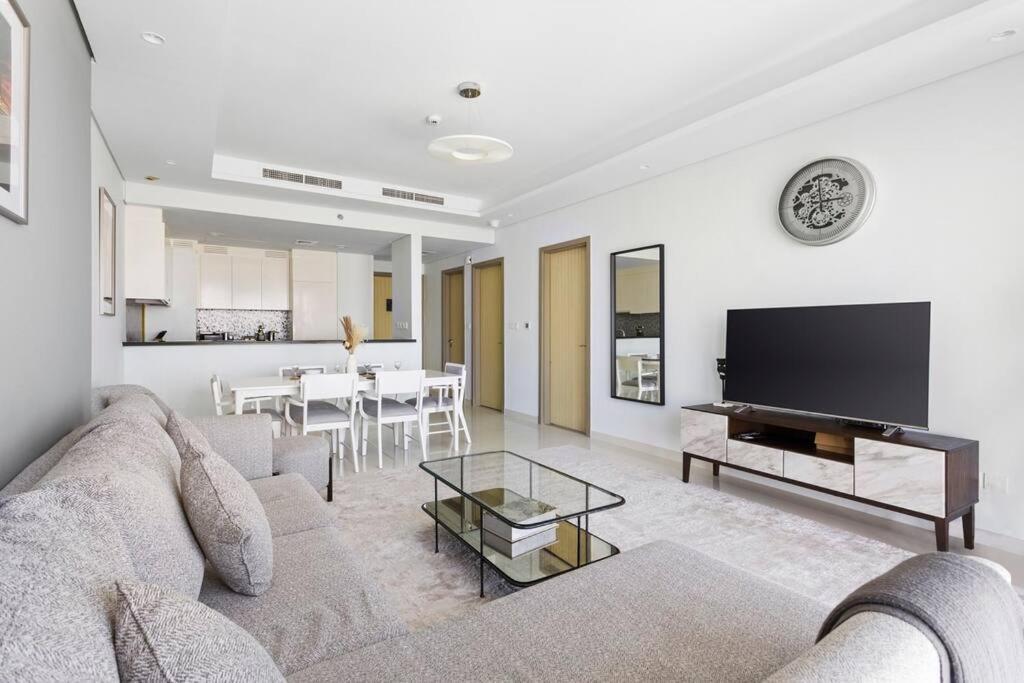 Stonetree - Furnished 2br With Luxurious Style *